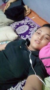 teenage desi girl nude sucking a fat cock 003