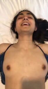 teenage desi girl nude sucking a fat cock 010
