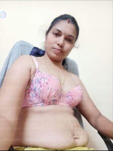 desi housewife hot sex photos with lover 008
