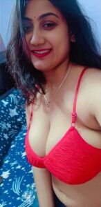 horny desi teacher topless and sexy selfies 004