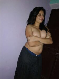 naughty desi girl nude with sexy milky boobs 002