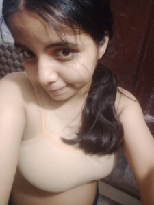young desi girl with big tits and hairy pussy 001