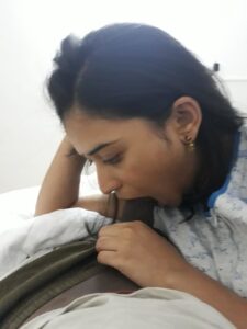 amateur indian teen nude sucking cock pictures 001