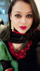 desi girl with red lips nude selfies