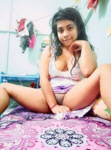 horny desi girl nude at boyfriend house 004