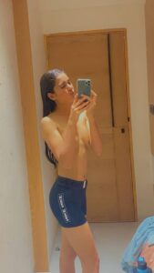 hot nri girl naked selfies in star hotel 007