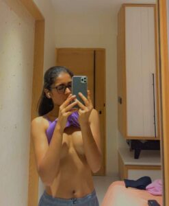 hot nri girl naked selfies in star hotel 012
