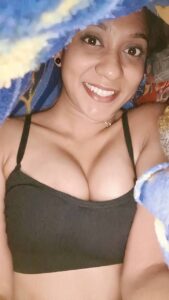 indian girlfriend's nude selfies screenshots leaked