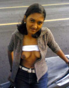 indian horny girl nude with big tits 008