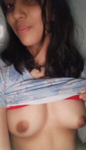 pretty desi girl tits and pussy show 002