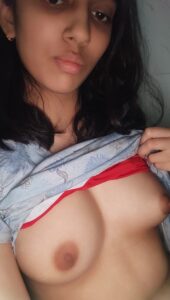 pretty desi girl tits and pussy show 003