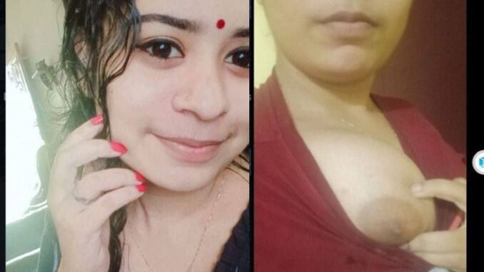 young desi wife shows her tits