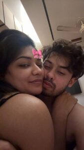 desi girlfriend hot blowjob photos 001