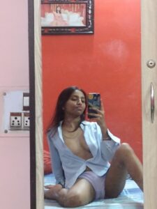 desi teenage girl's sexy selfies leaked 002