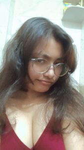 hot desi chasmees girl taking nude selfies 004