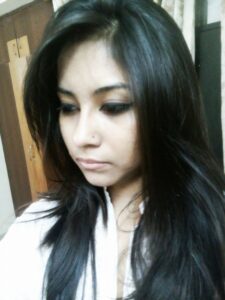 indian gamer girl vidushi singh suryavansh nude selfies 001