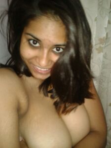 indian gamer girl vidushi singh suryavansh nude selfies 018