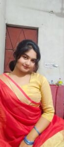 pretty muslim girl topless with lovely tits 001